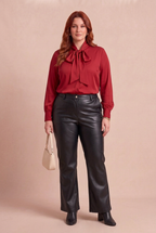 CHARLINE bordeaux avec pantalon BLACKY – mode grande taille femme