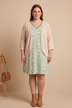 CLÉO verte avec OLIA beige – mode grande taille femme