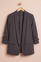 Blazer Belle-de-nuit gris foncé sur cintre, vue de face – mode grande taille femme